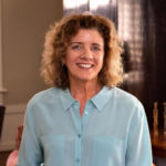Regina Lark Certified Profesional Organizer and owner of A Clear Path (aclearpath.net) and Silk Touch Moves (silktouchmoves.com)